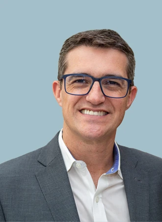 Portrait Professor Benicio Frey